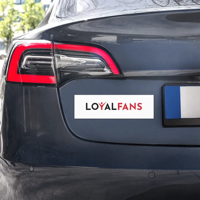 Loyalfans – Car Magnet